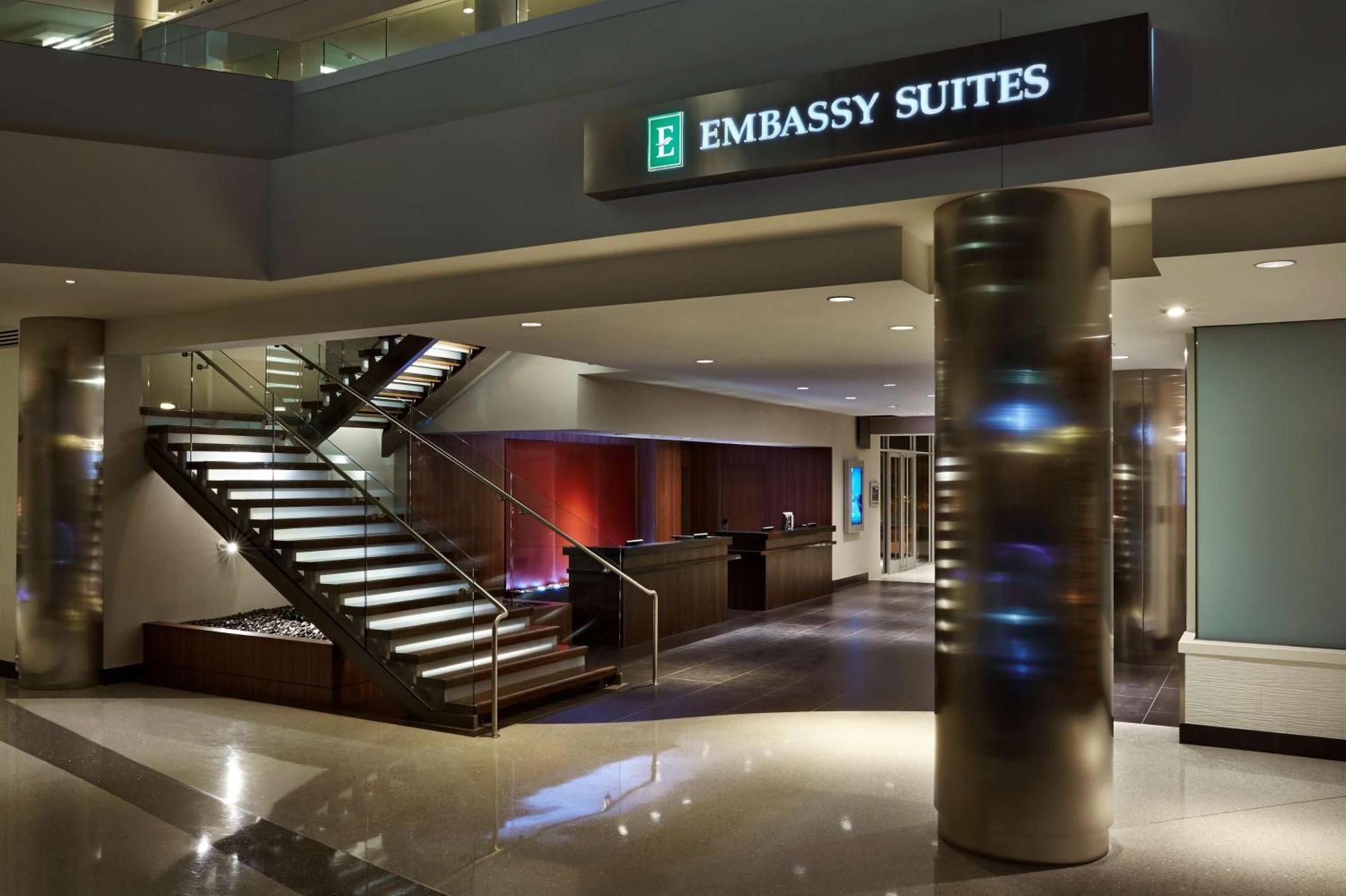 Embassy Suites By Hilton Washington Dc Chevy Chase Pavilion Экстерьер фото